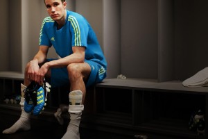 华体会官网登录-燃冰成炬，同心传递——十五运会圣火点亮大湾区多元融合的未来