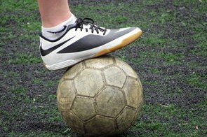 华体会hth最新登录地址-瓜迪奥拉的战术哲学：无锋阵与控球的极致演绎，瓜迪奥拉谈引进前锋